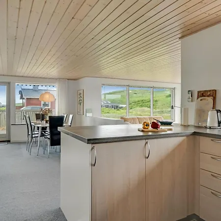 Beliggende I Første Klitrække Sj319 *