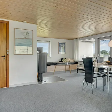 Feriehus Beliggende I Første Klitrække Sj319 *